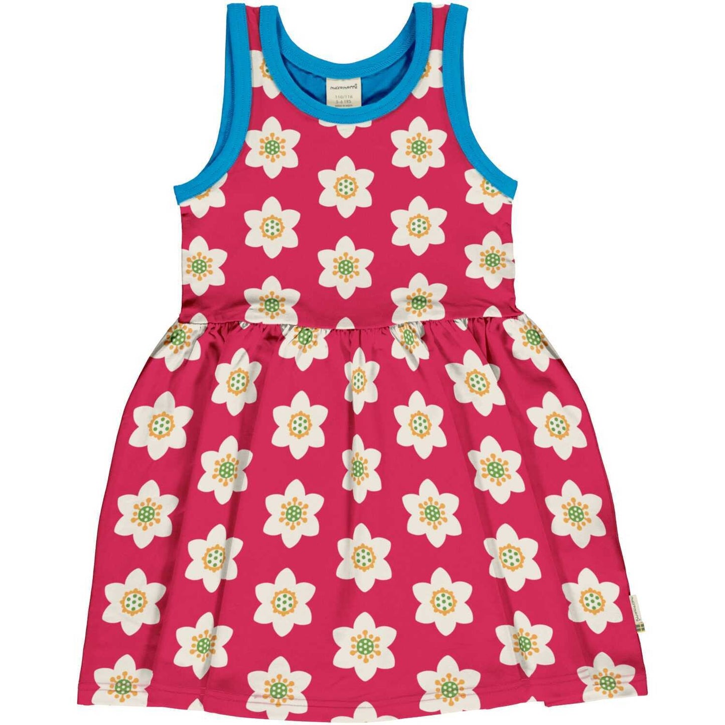 Žaisminga suknelė mergaitėms iš GOTS sertifikuotos organinės medvilnės, be rankovių. Ryškiai rožinės spalvos, marginta šviesių gėlyčių raštu ir žydromis detalėmis.